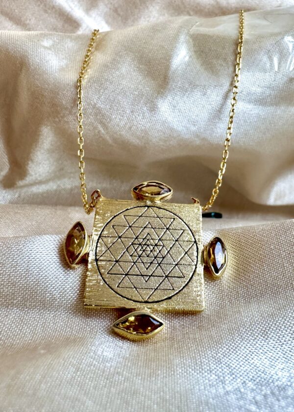Sri-Yantra Özel Tasarım Sitrinli Kare Kolye | 925® Gümüş 22K Altın Kaplama - Görsel 2